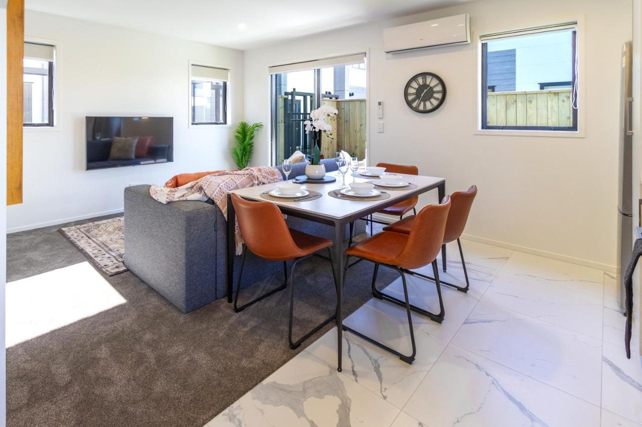 Beachside Bliss: 1 Bed 1 Bath Christchurch Ngoại thất bức ảnh