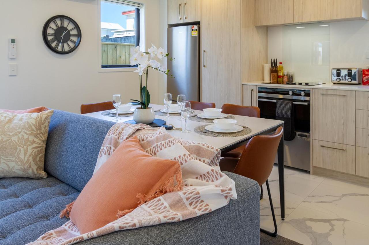 Beachside Bliss: 1 Bed 1 Bath Christchurch Ngoại thất bức ảnh